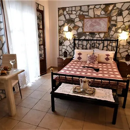 Pasas Castle - Unique Luxury Apartments * Naxos City